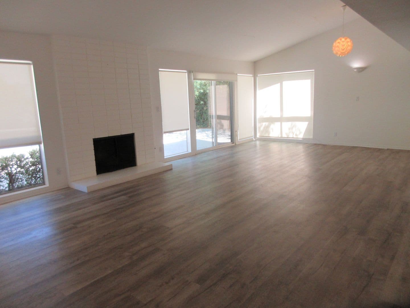 Woodland Hills House: 24300 Hatteras Street