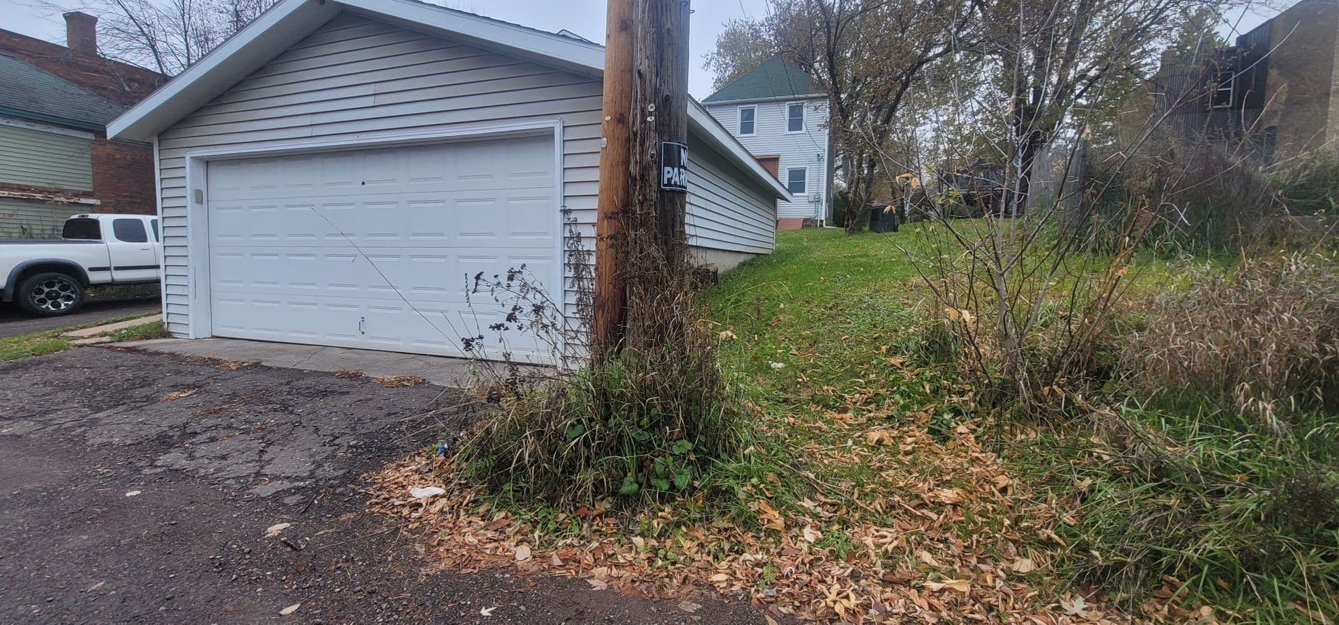 Duluth House: 1212 E 2nd St