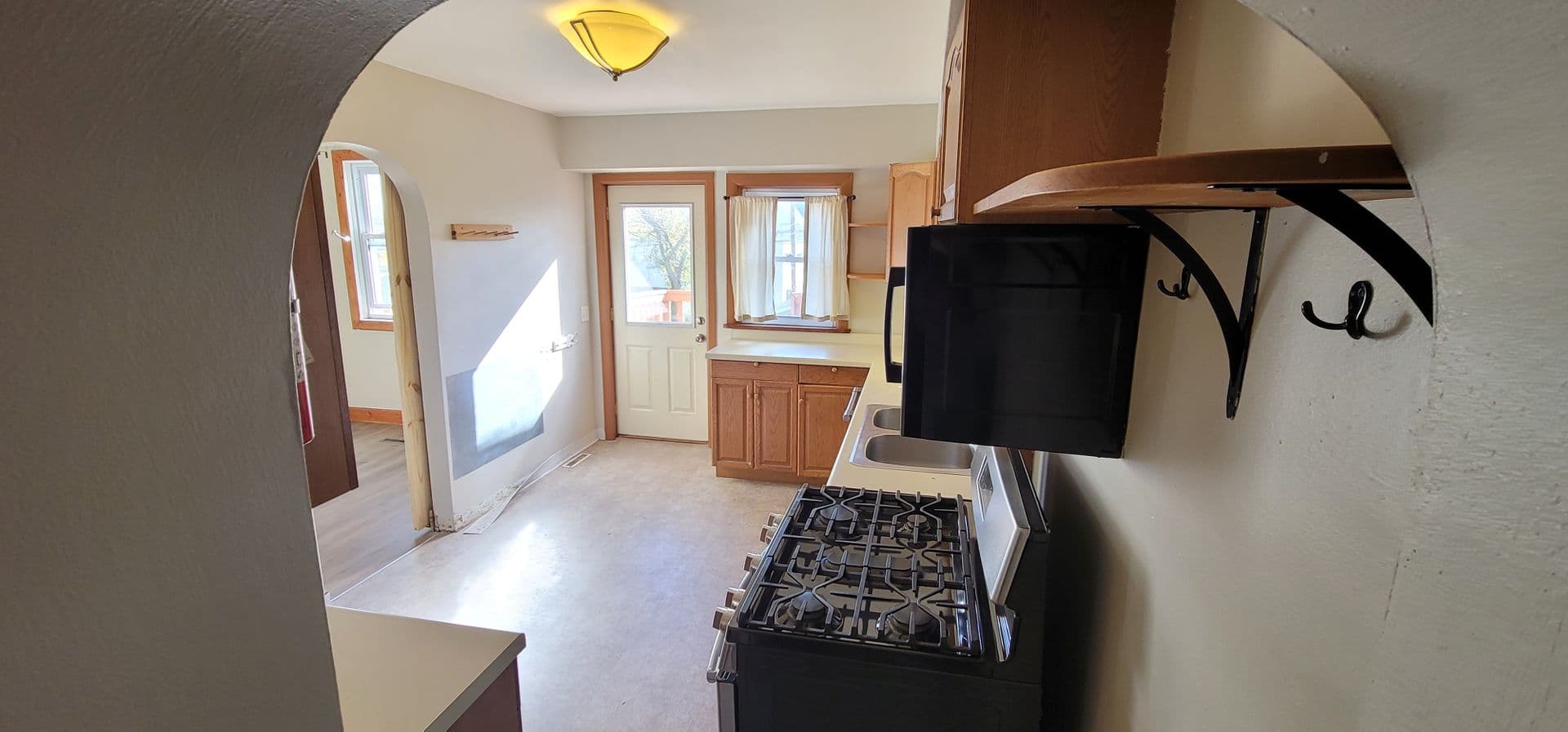 Duluth House: 1212 E 2nd St