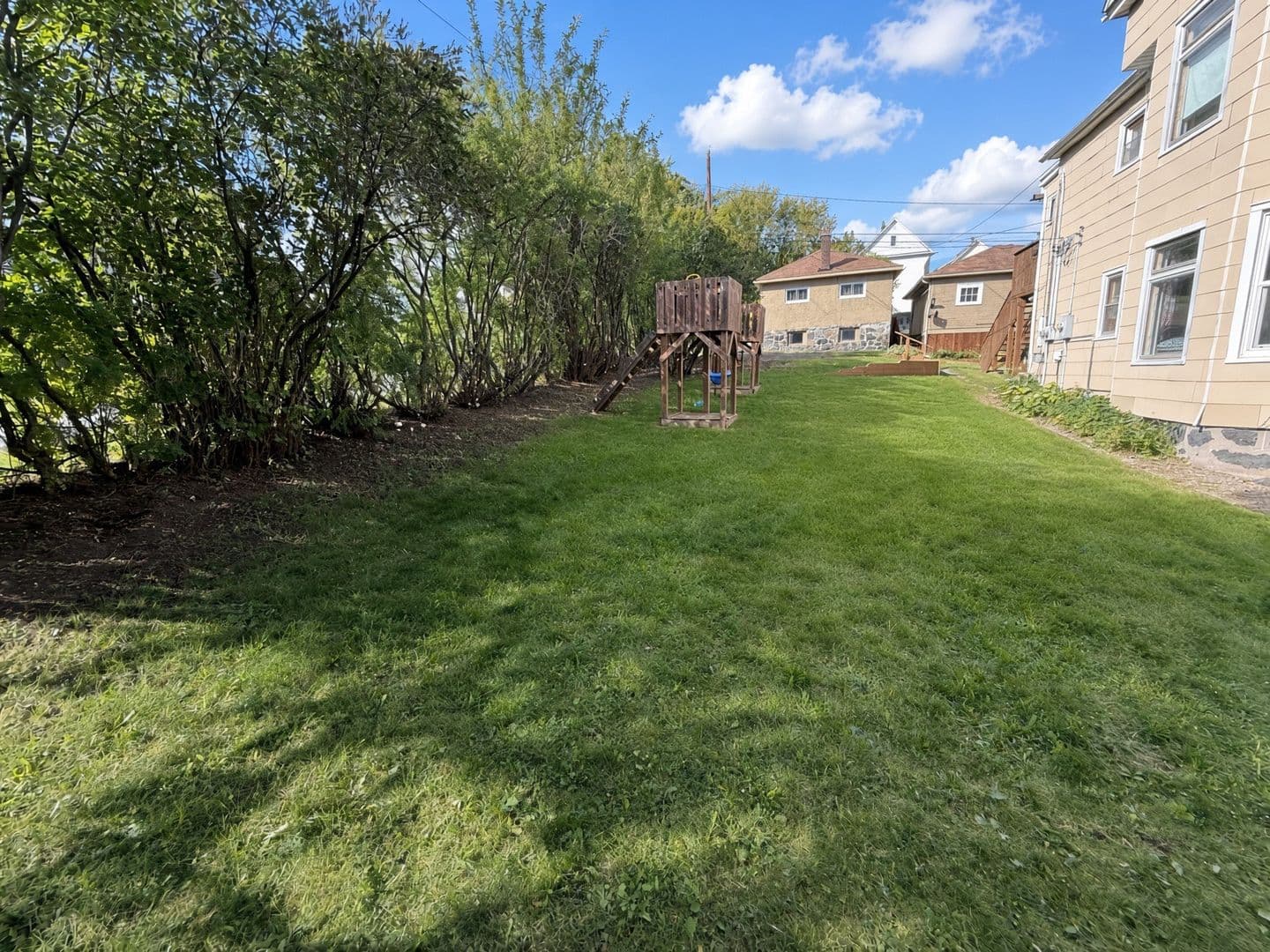 Duluth Apartment: 2821 Wicklow Street
