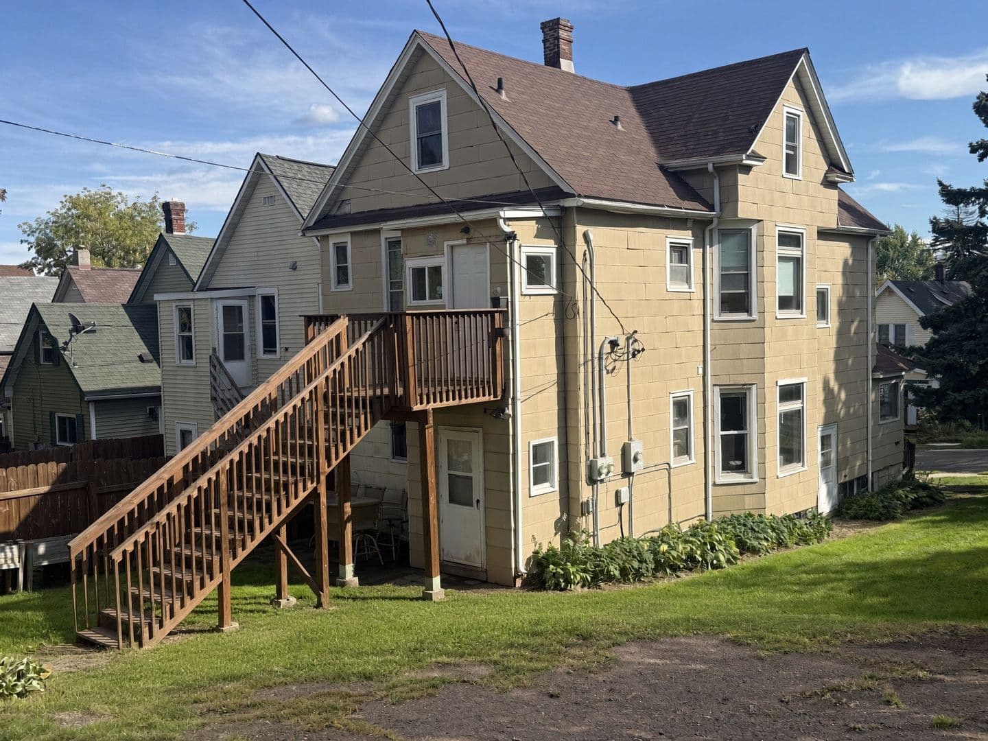 Duluth Apartment: 2821 Wicklow Street