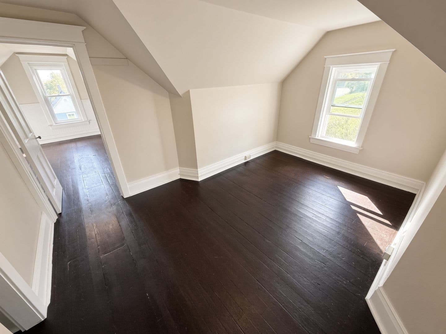 Duluth Apartment: 2821 Wicklow Street