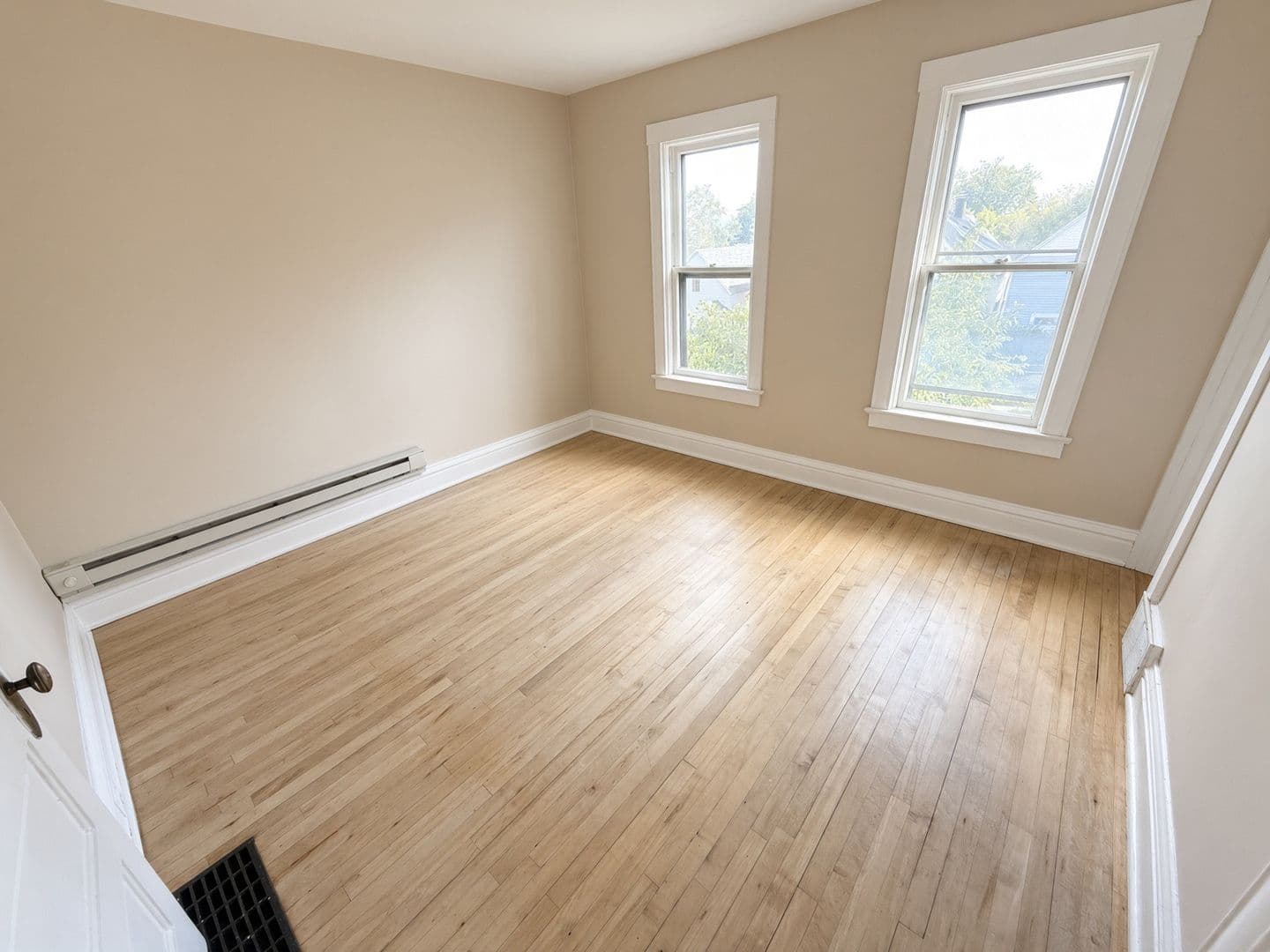 Duluth Apartment: 2821 Wicklow Street