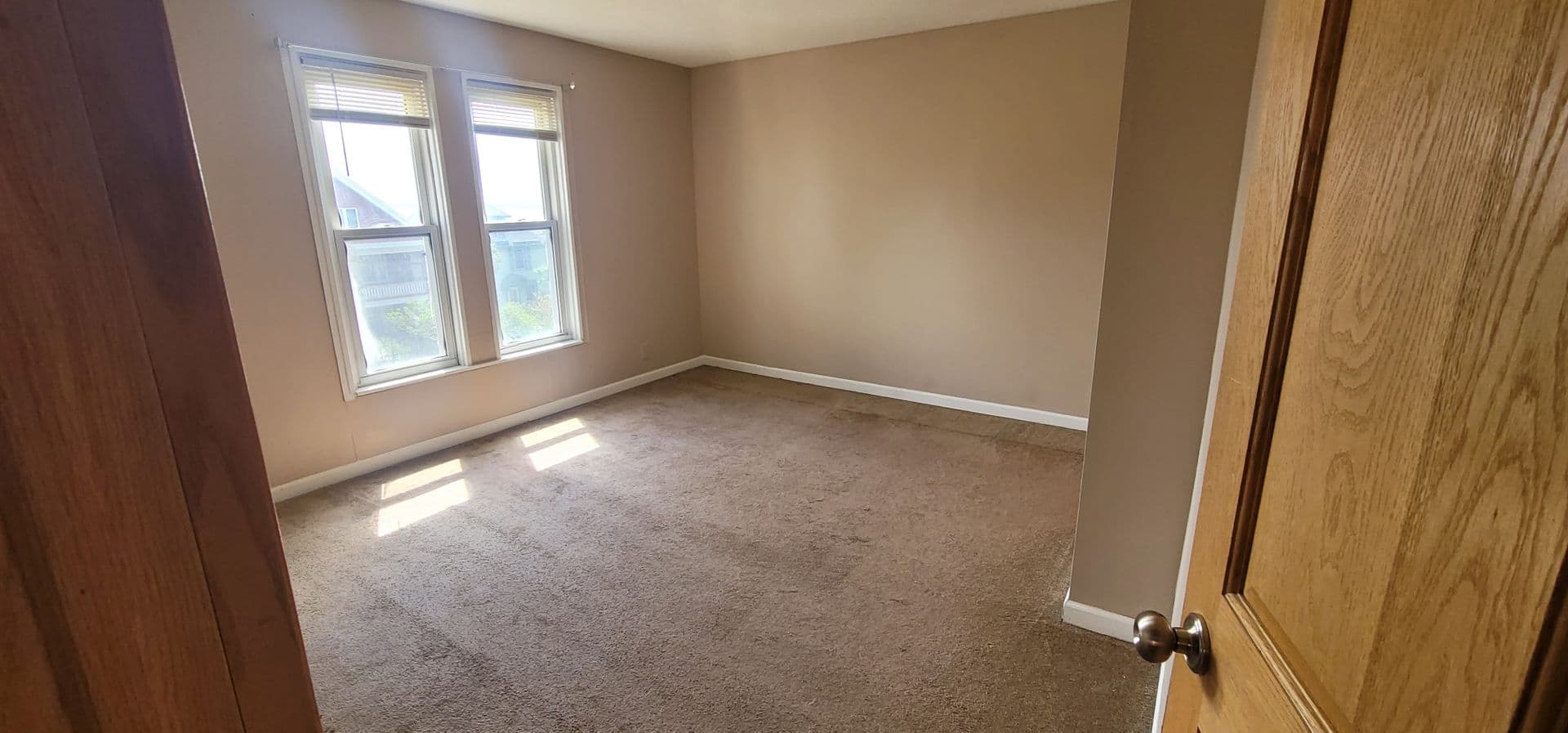 Duluth House: 1415 East 3rd Street
