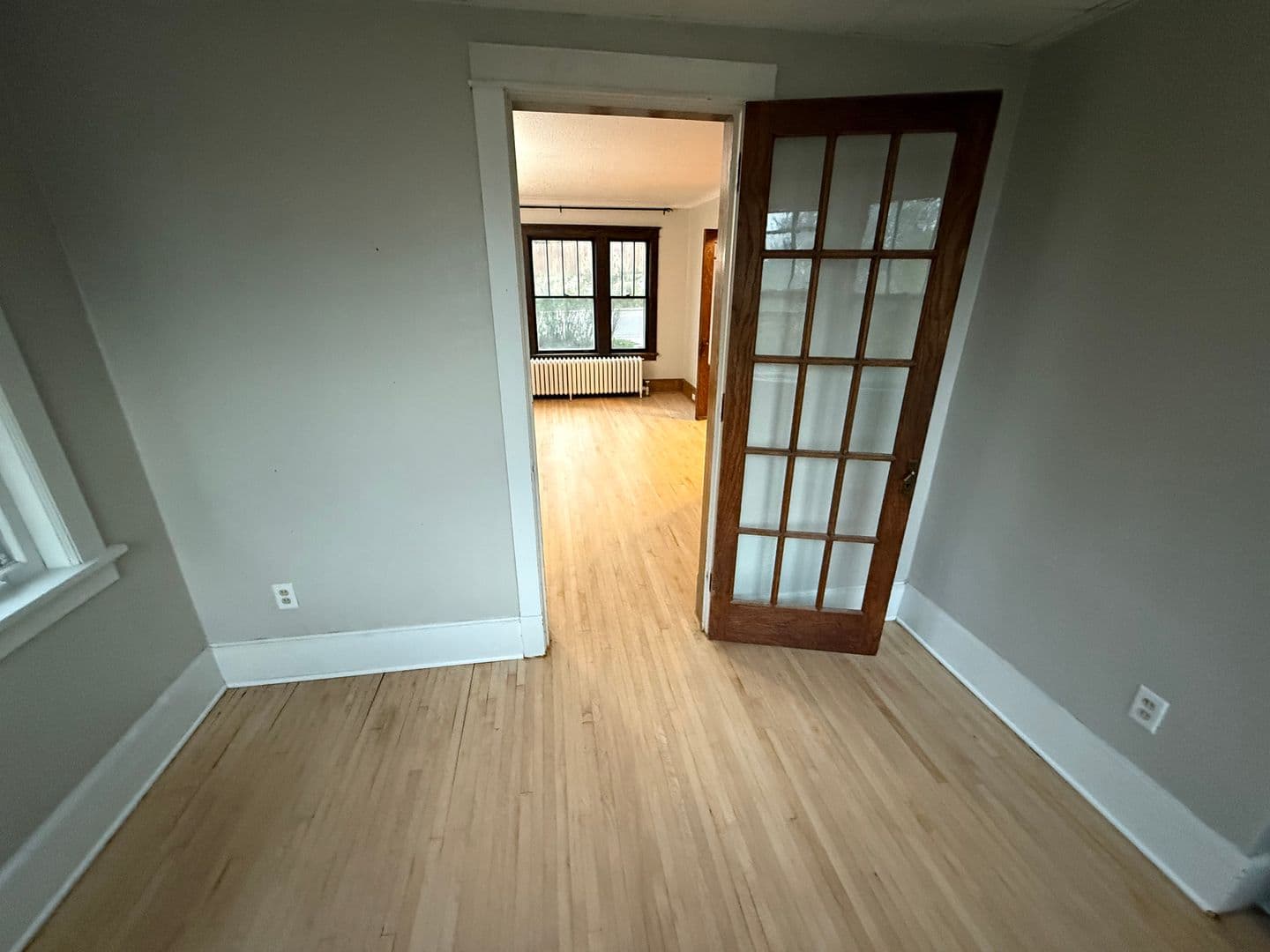 Duluth House: 1528 E 8th St