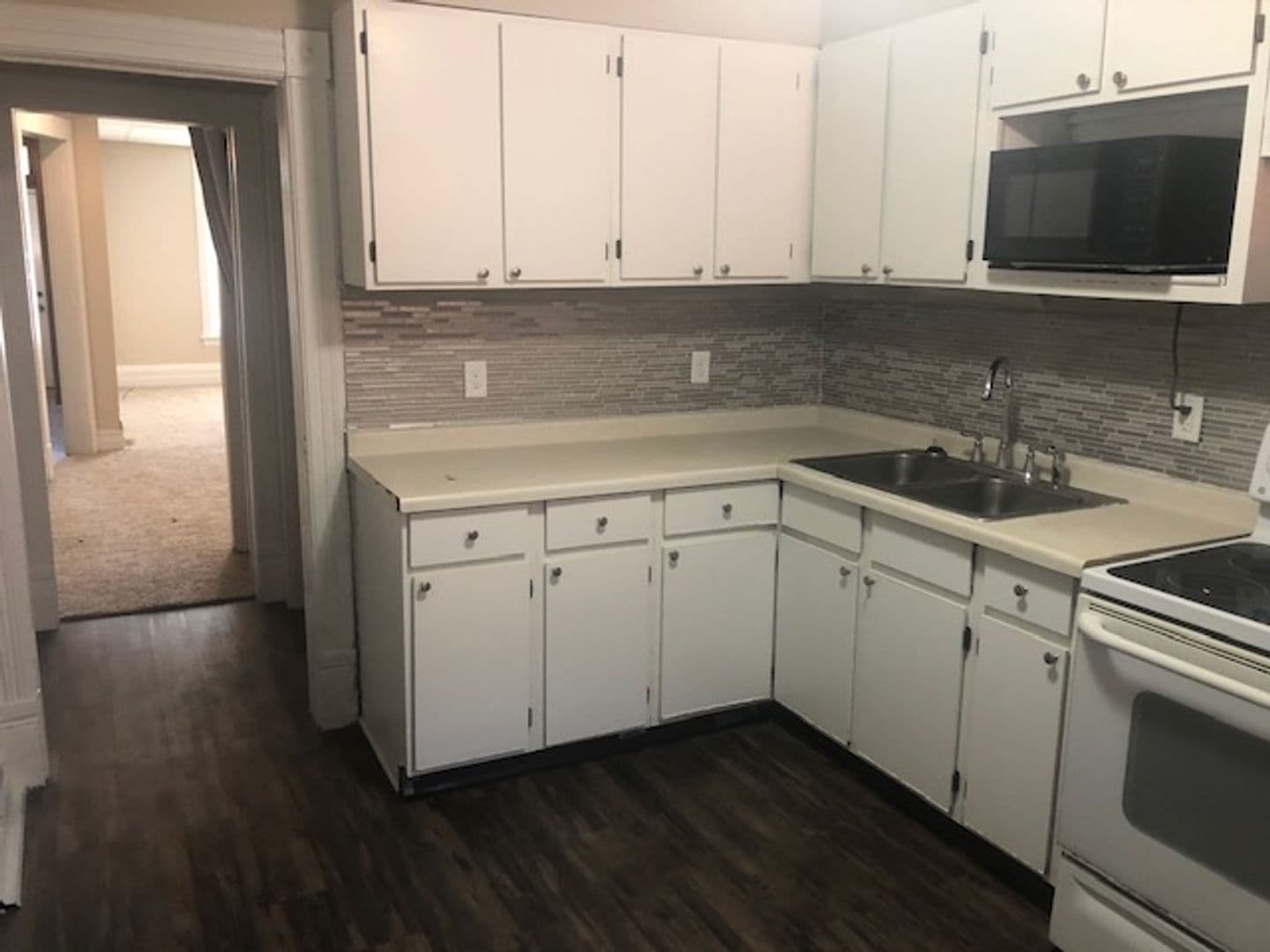Duluth Townhome: 1430 E 3rd