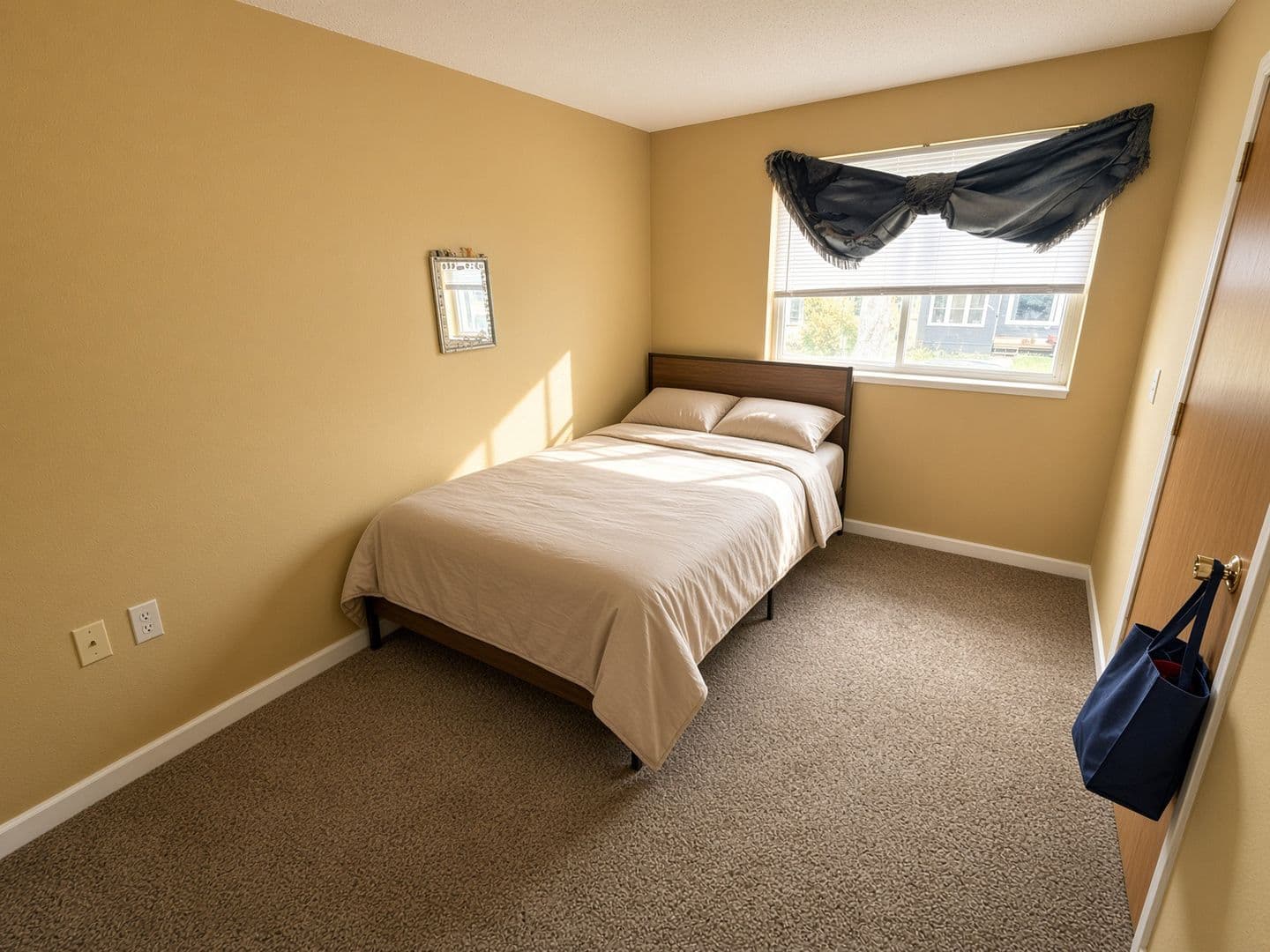 Duluth Apartment: 2955 Exeter St