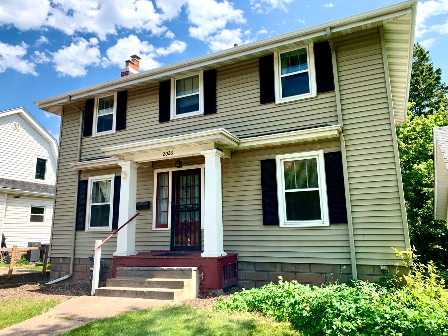 Duluth House: 2026 E 4th Street