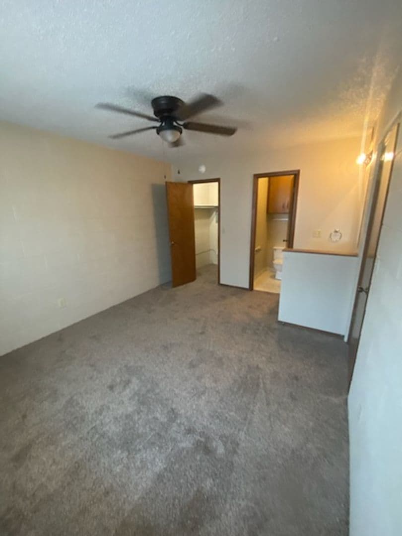Stillwater Apartment: Washington, Knoblock, or University St.