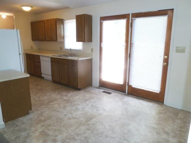 Chapel Hill House: 307 Brooks Street
