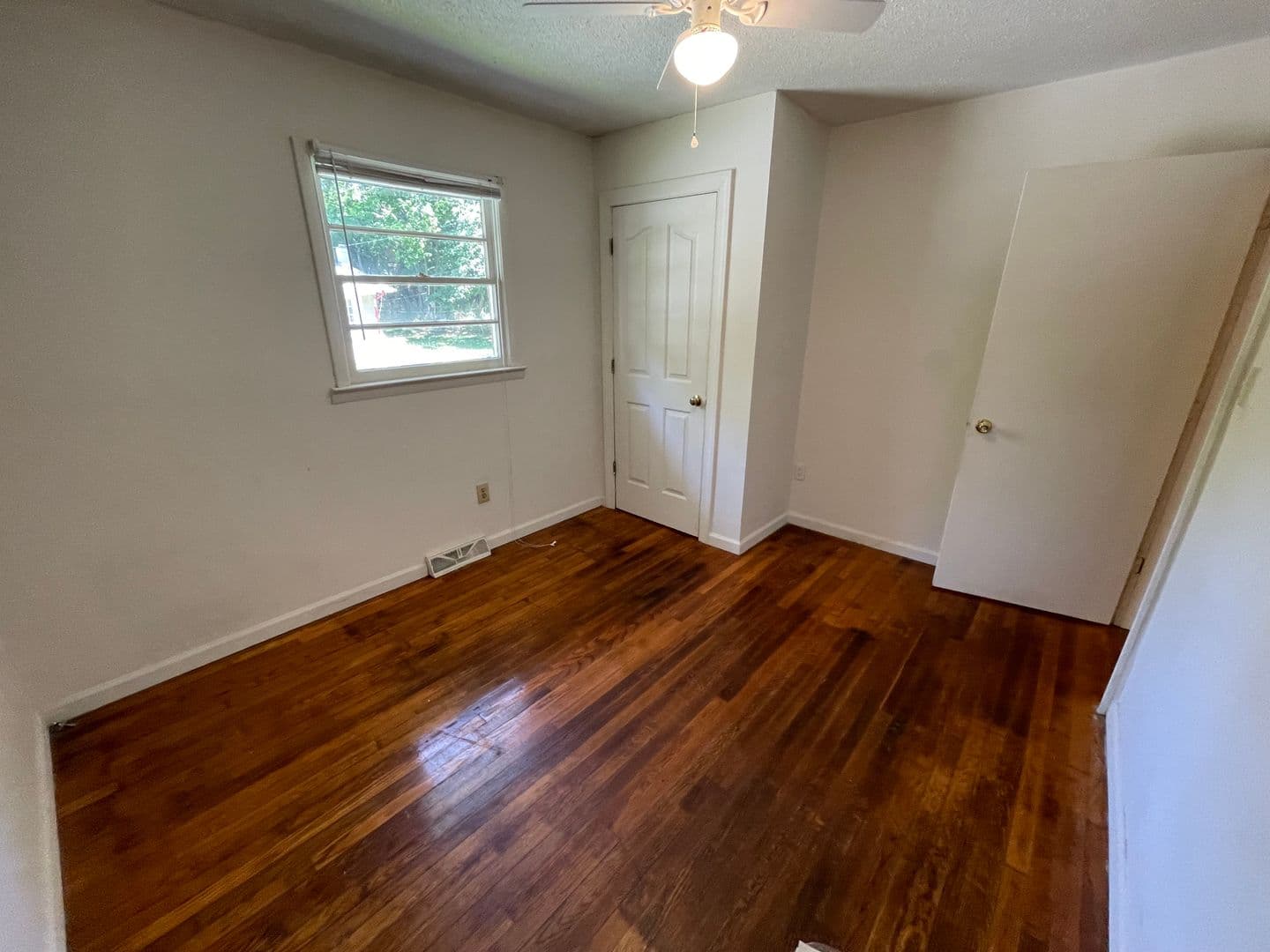 Chapel Hill House: 322 Brooks Street