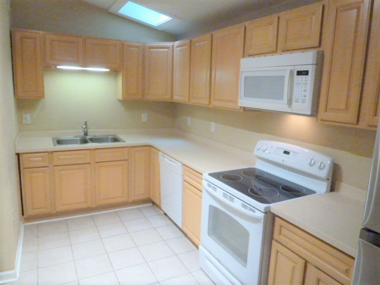 Chapel Hill House: 105 B Stephens St