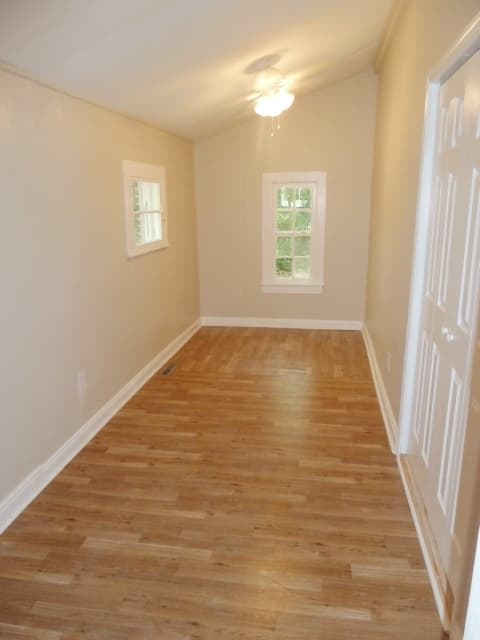 Chapel Hill House: 400 McCauley Street