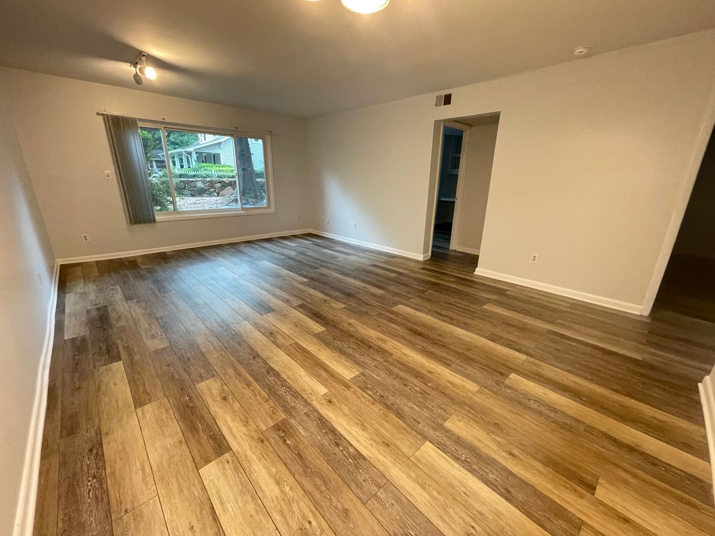 Chapel Hill Condo: 211 Church St.