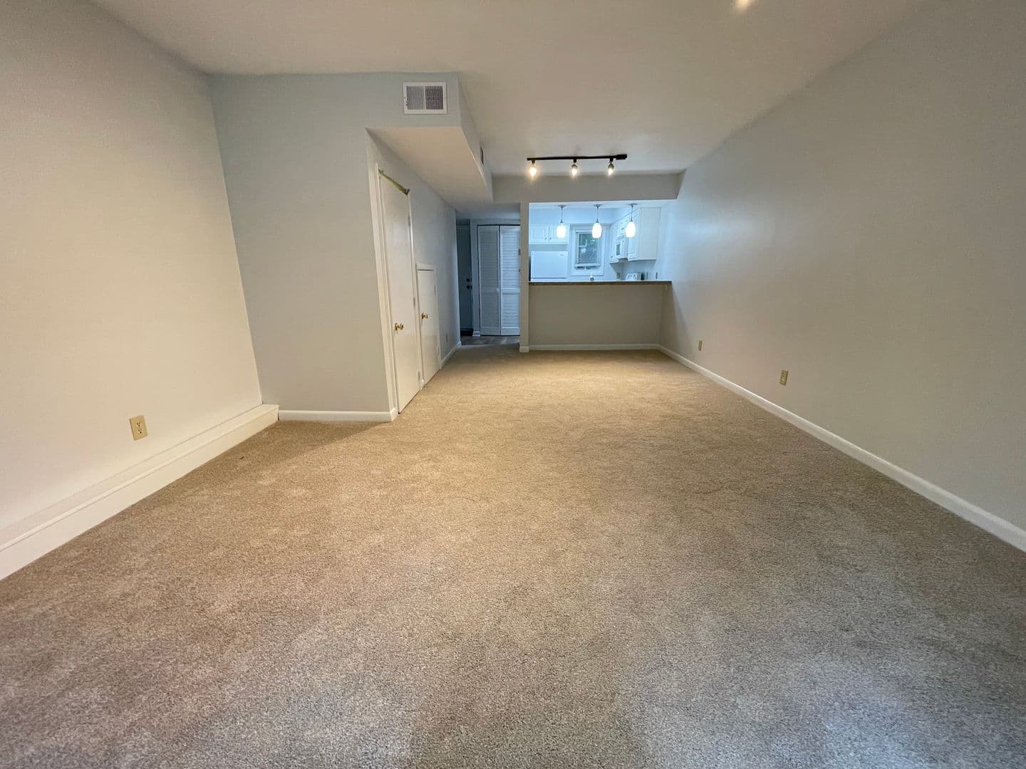 Chapel Hill Condo: 211 Church Street Unit A10