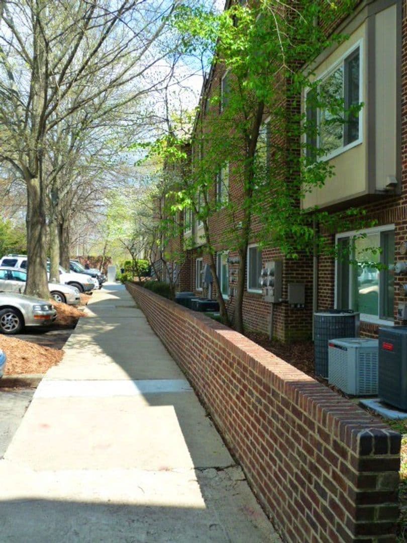 Chapel Hill Condo: 211 Church St Unit D-11
