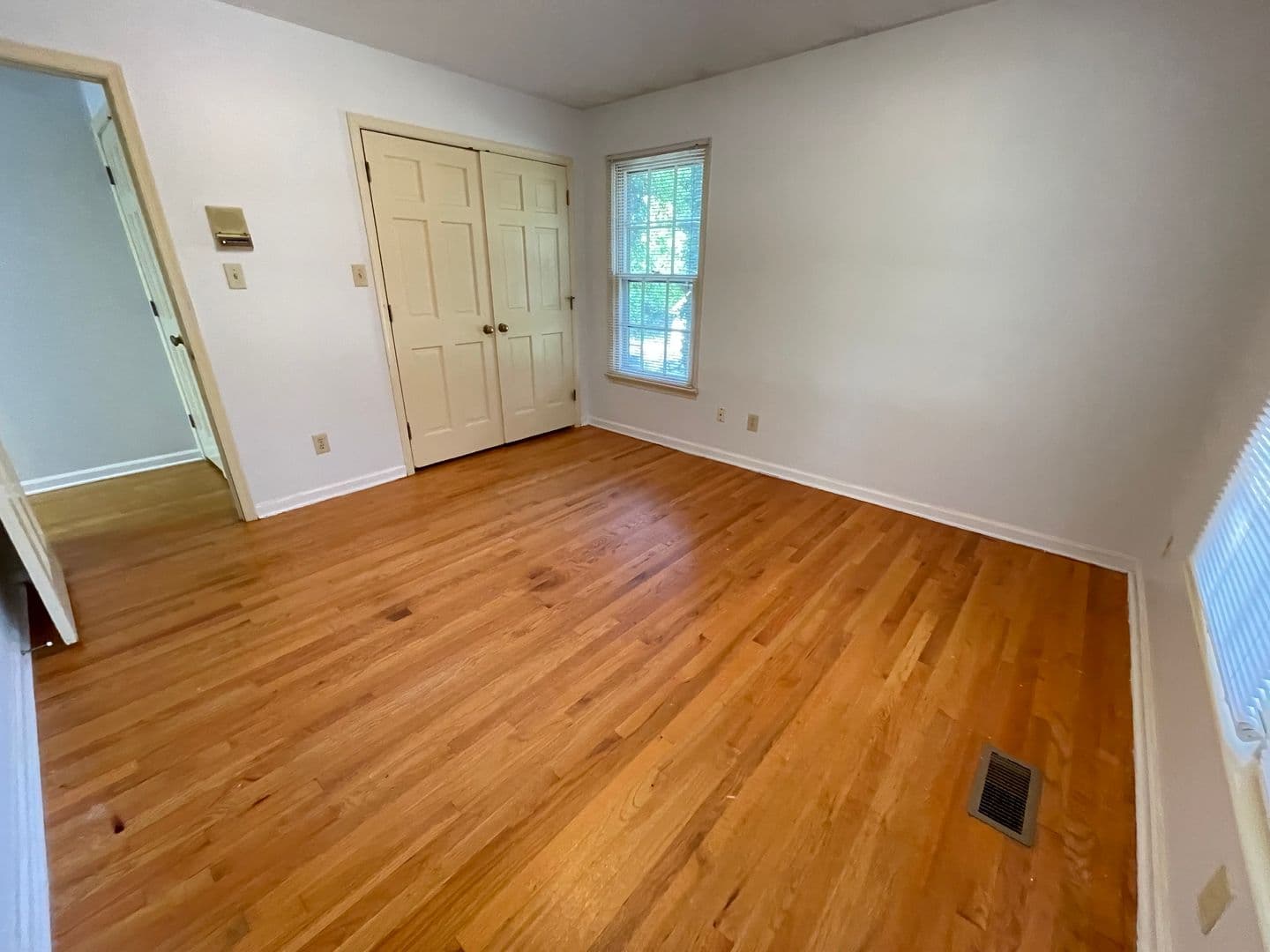Chapel Hill House: 501 Church Street