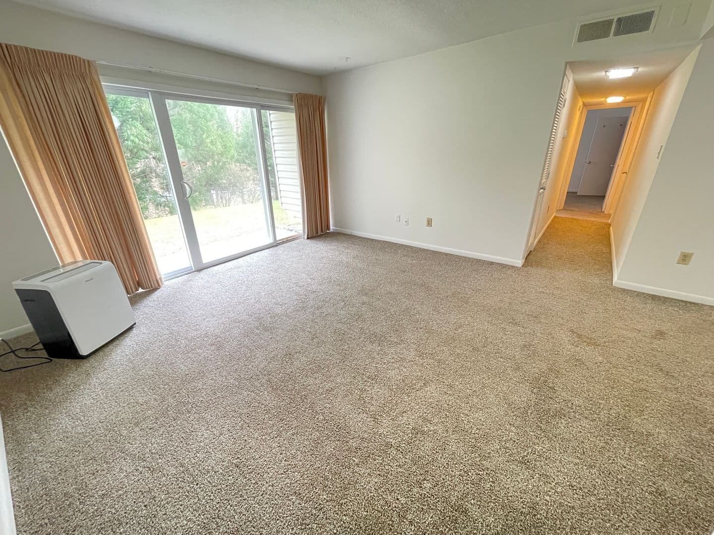 Chapel Hill Condo: 2 Holland Dr.