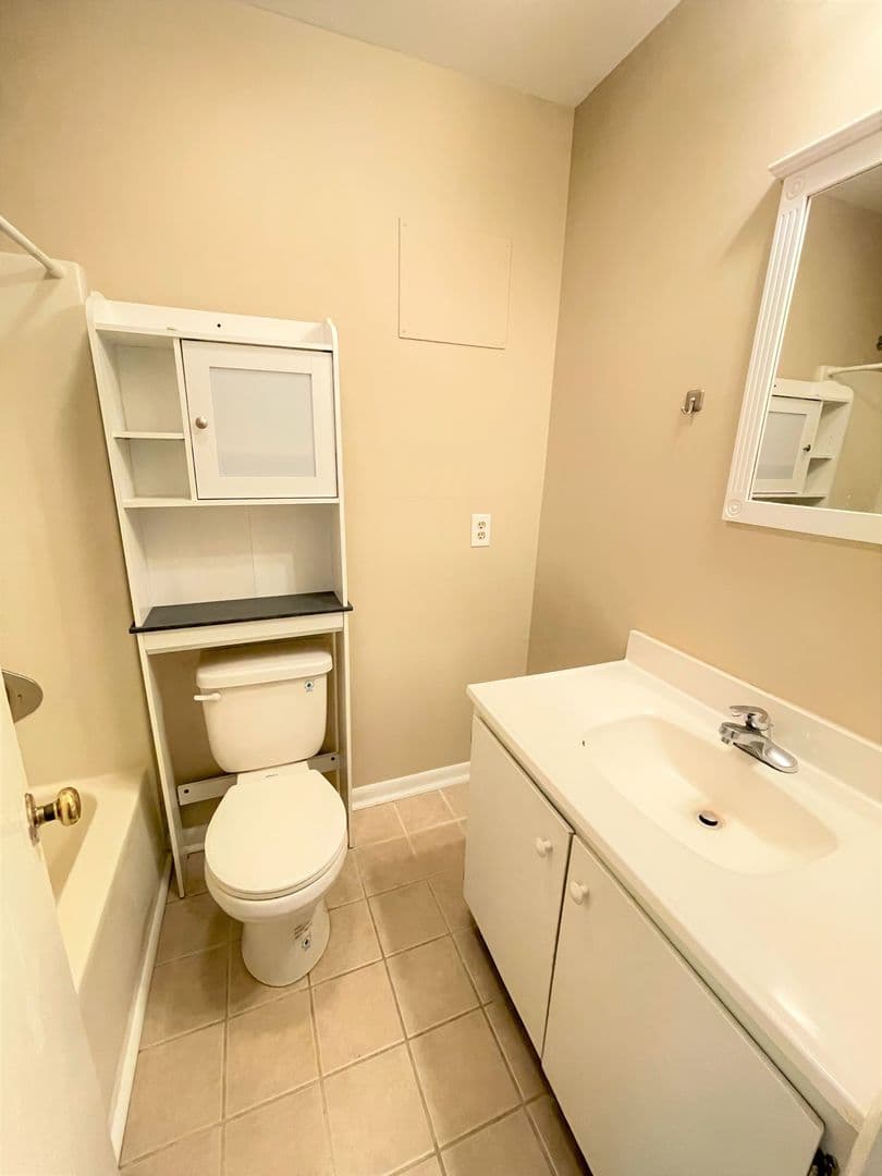 Chapel Hill Condo: 211 Church Street Apt C 11