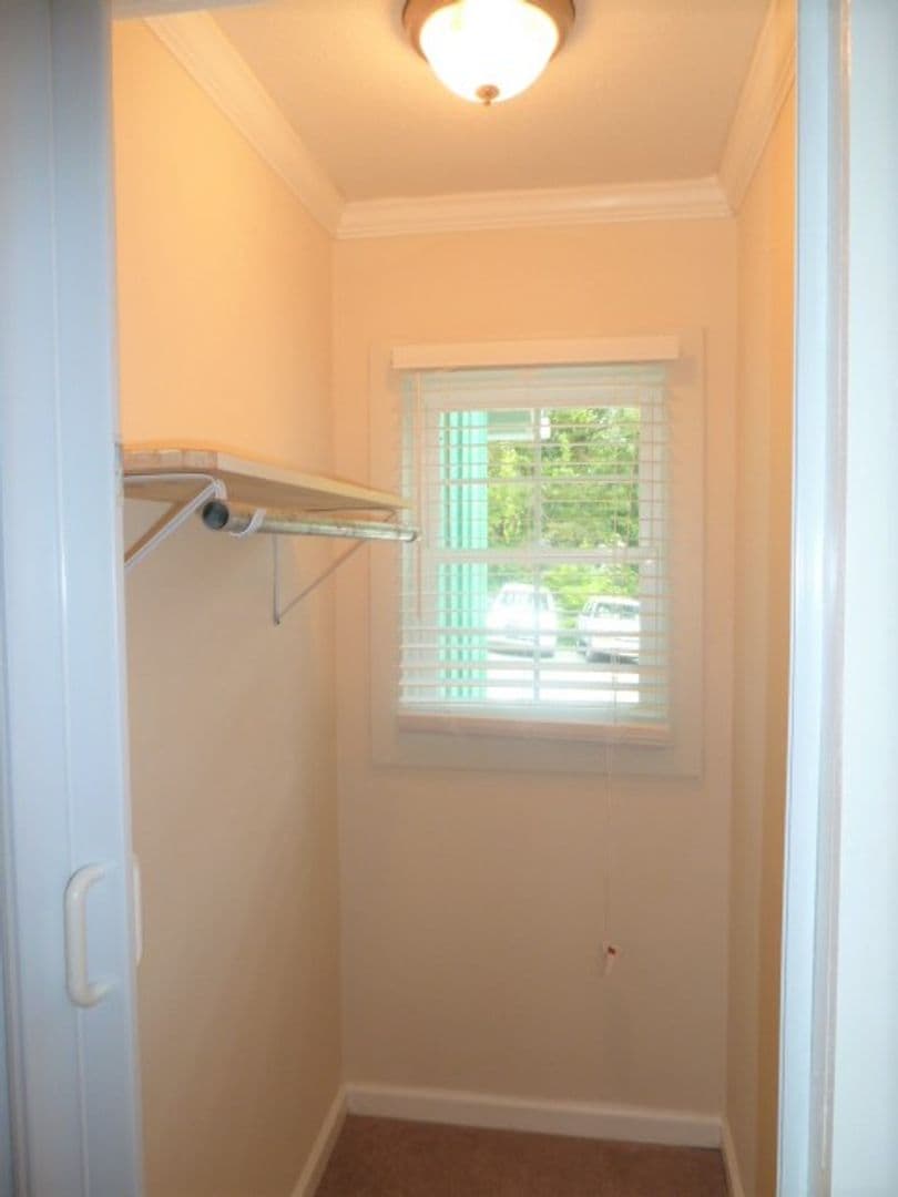 Chapel Hill House: 105 A Stephens St