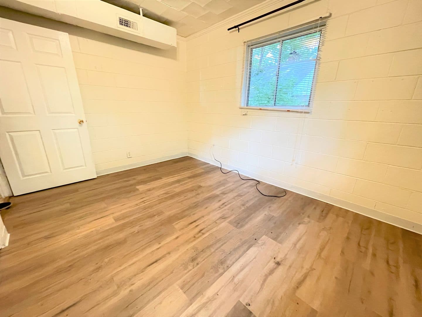 Chapel Hill House: 210 Andrews Lane