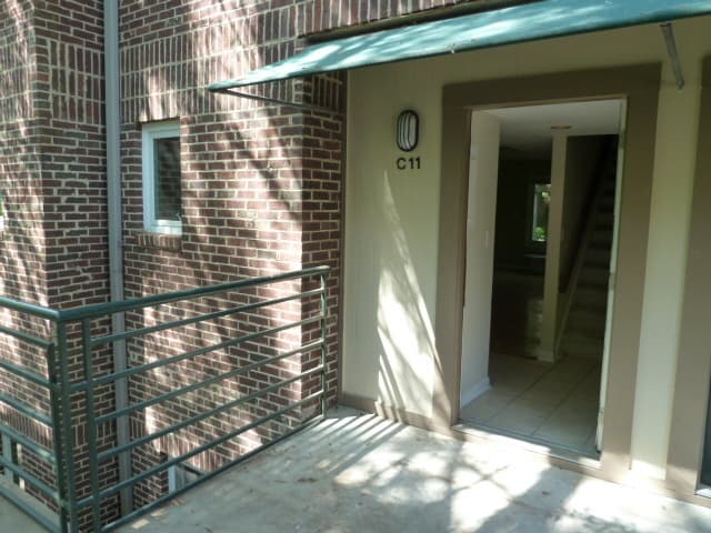 Chapel Hill Condo: 211 Church Street Apt C 11