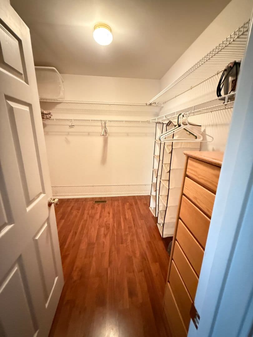 Chapel Hill House: 408 Mitchell Lane