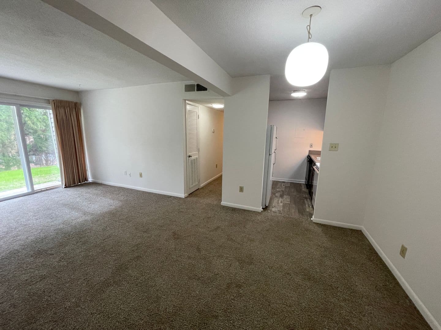 Chapel Hill Condo: 2 Holland Dr.
