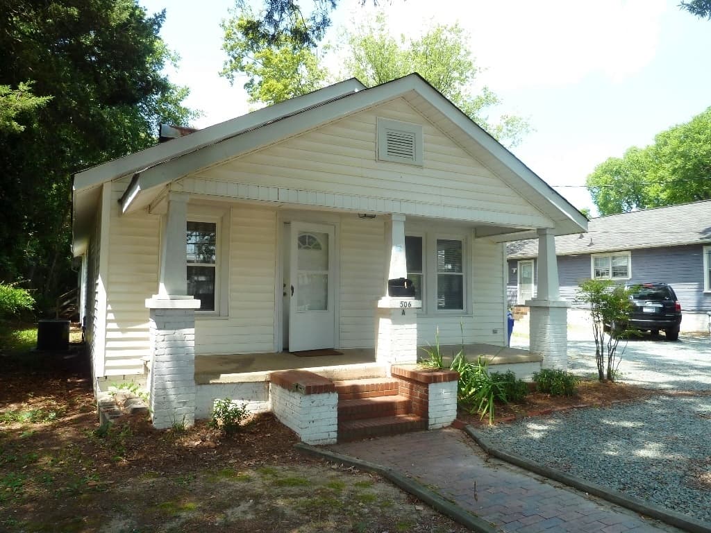 Chapel Hill House: 506A Cameron Avenue