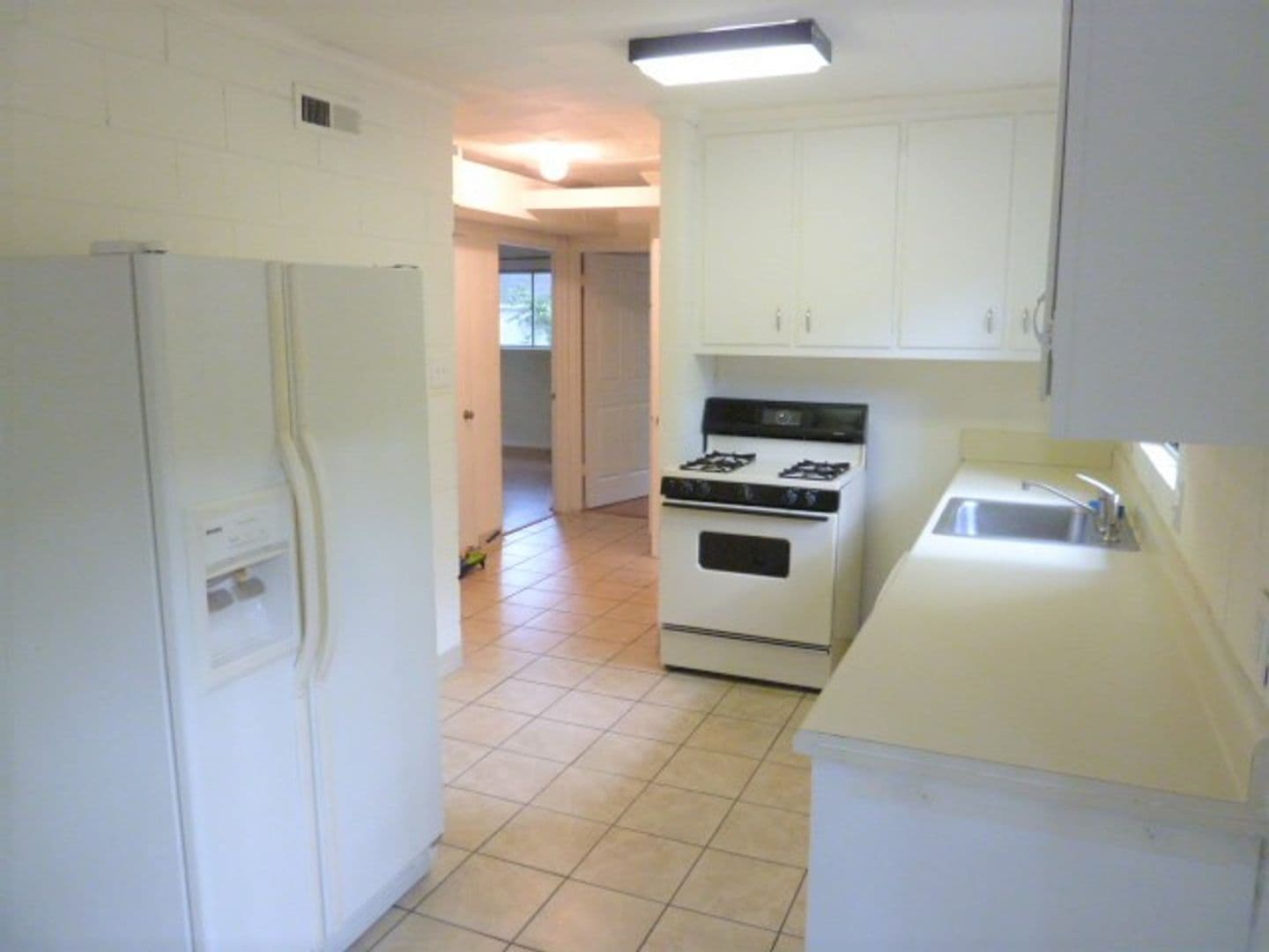 Chapel Hill House: 210 Andrews Lane