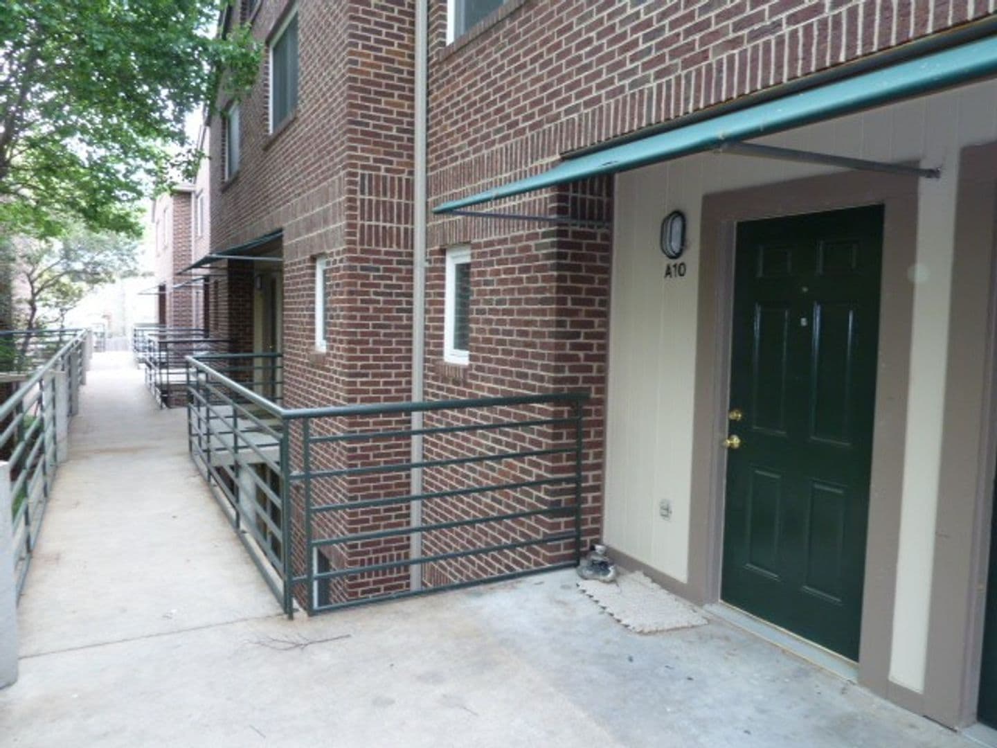 Chapel Hill Condo: 211 Church Street Unit A10