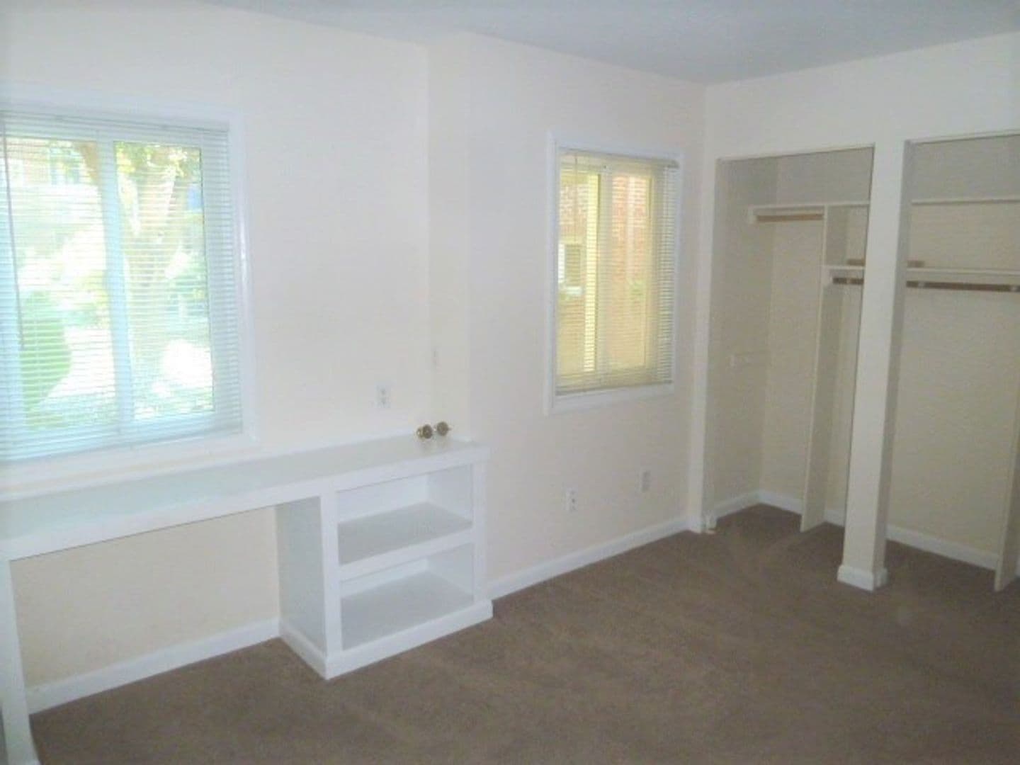 Chapel Hill House: 211 Church St. Unit A4