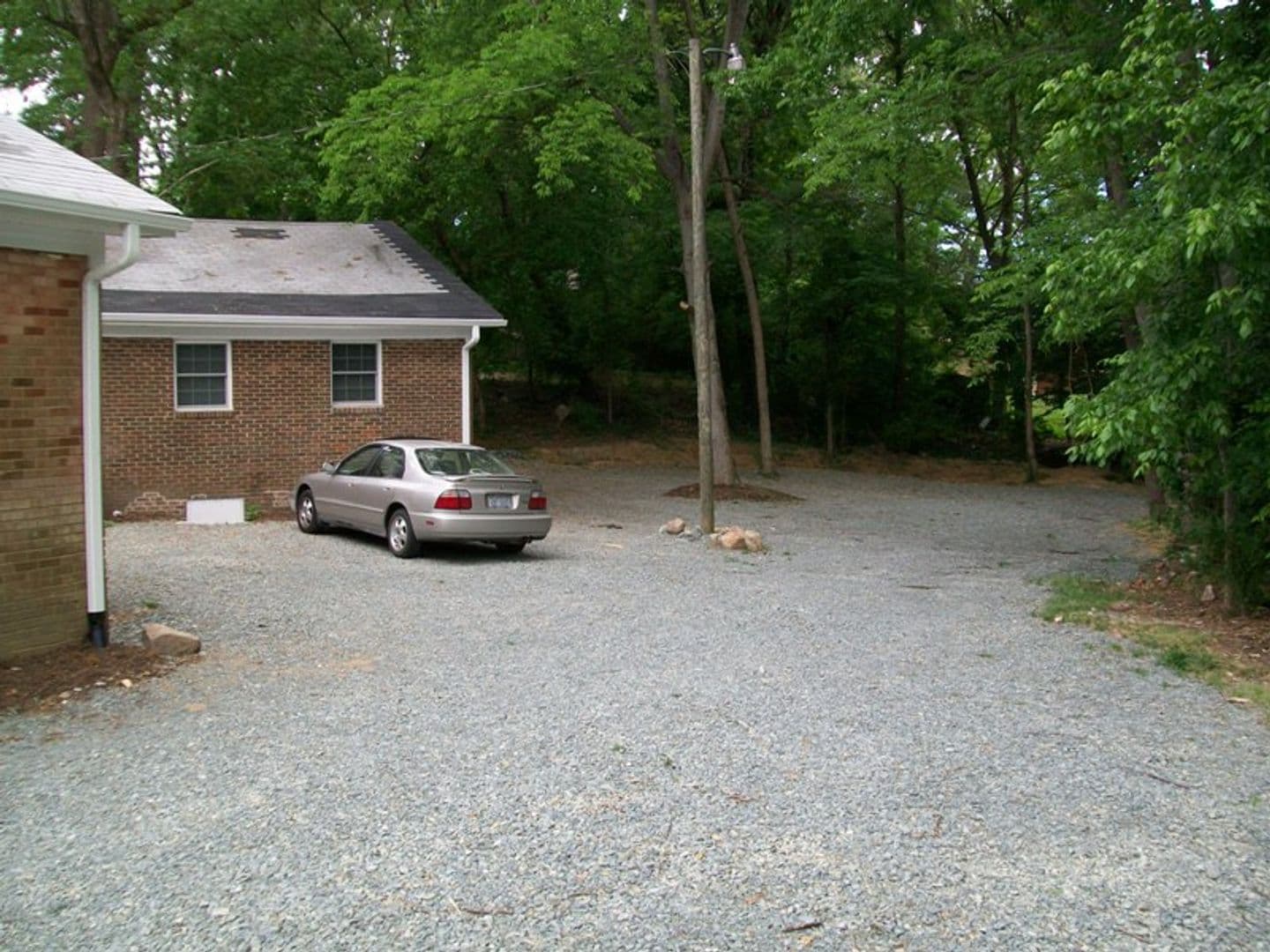 Chapel Hill House: 412 Whitaker St