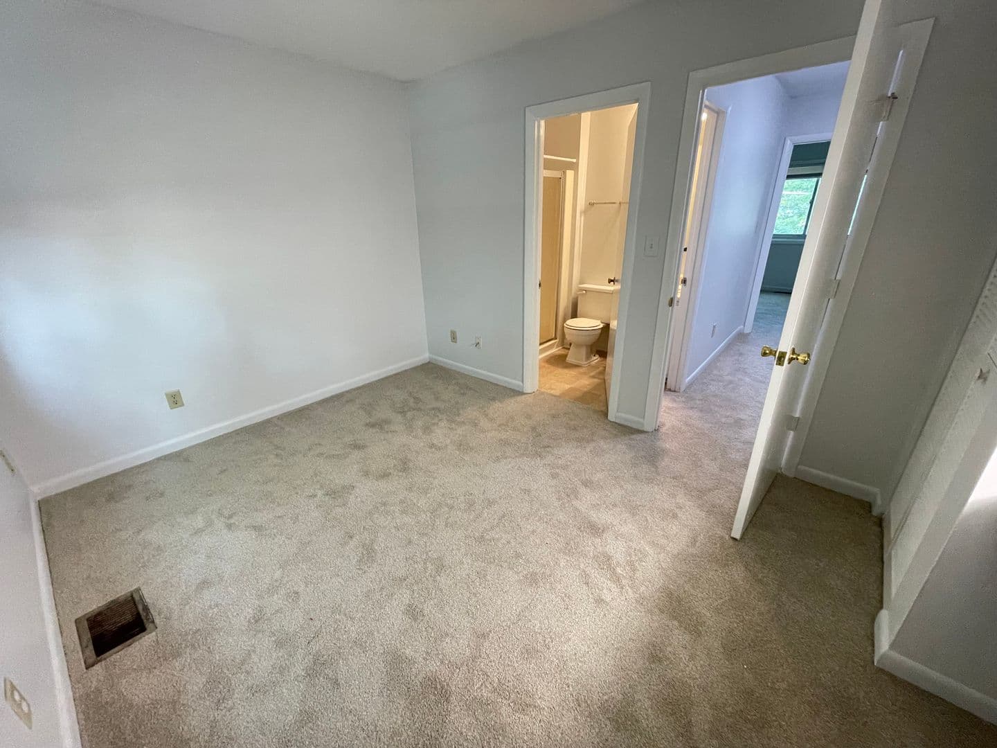 Chapel Hill Condo: 211 Church Street Unit A10