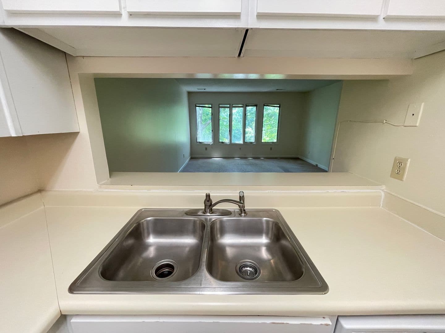 Chapel Hill Condo: 708 MLK Jr. Blvd