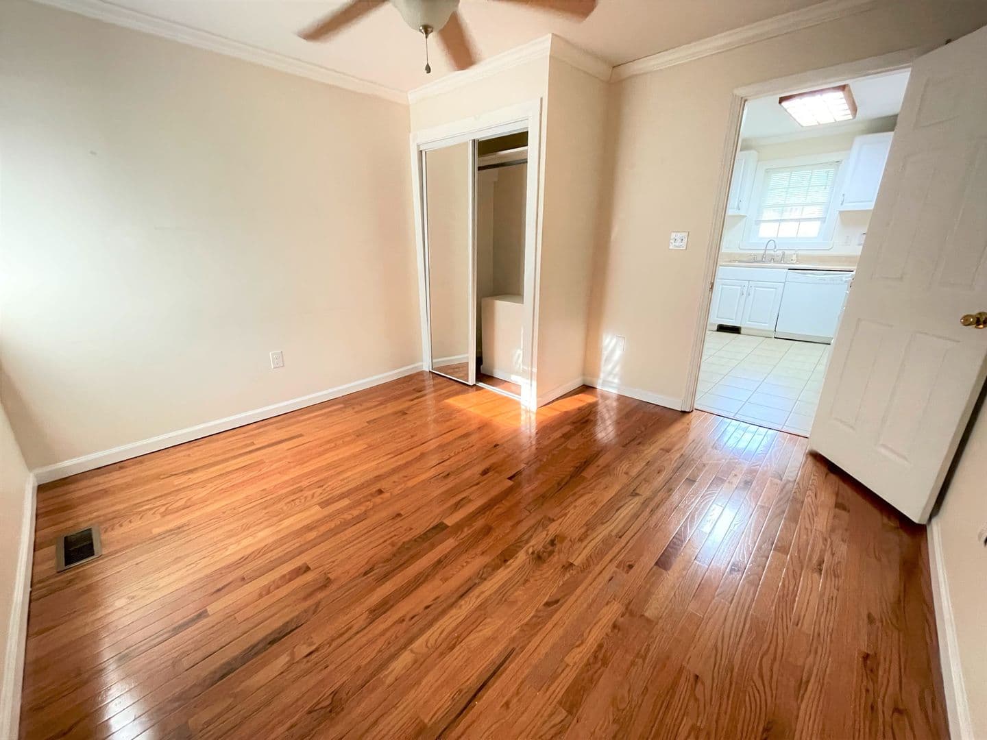 Chapel Hill House: 500 Whitaker St
