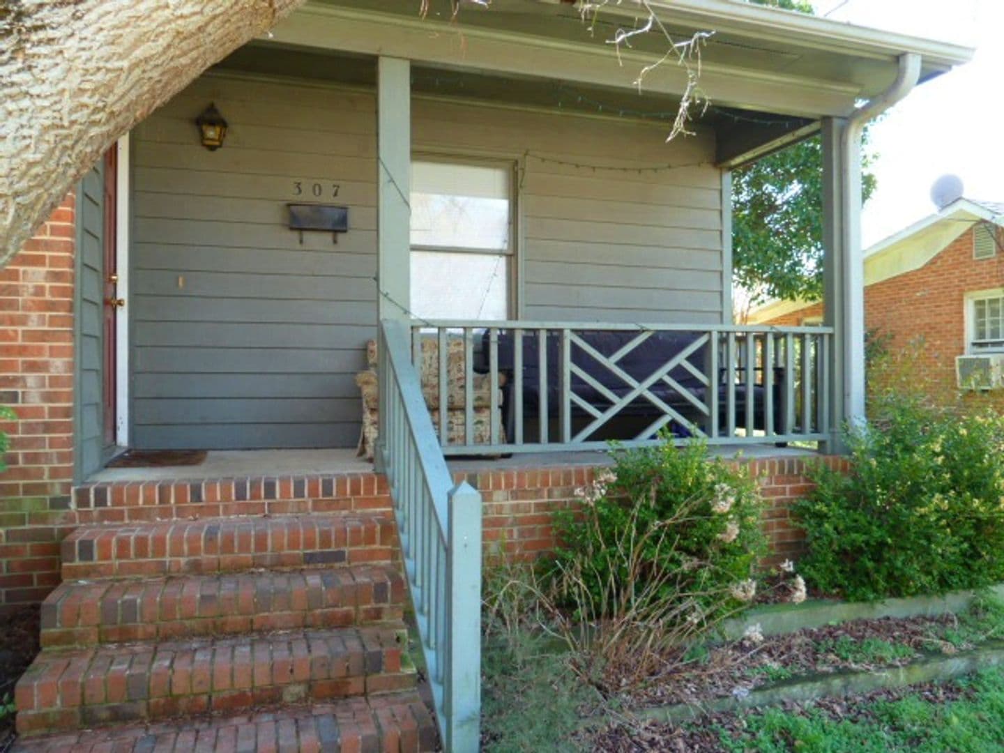Chapel Hill House: 307 Brooks Street