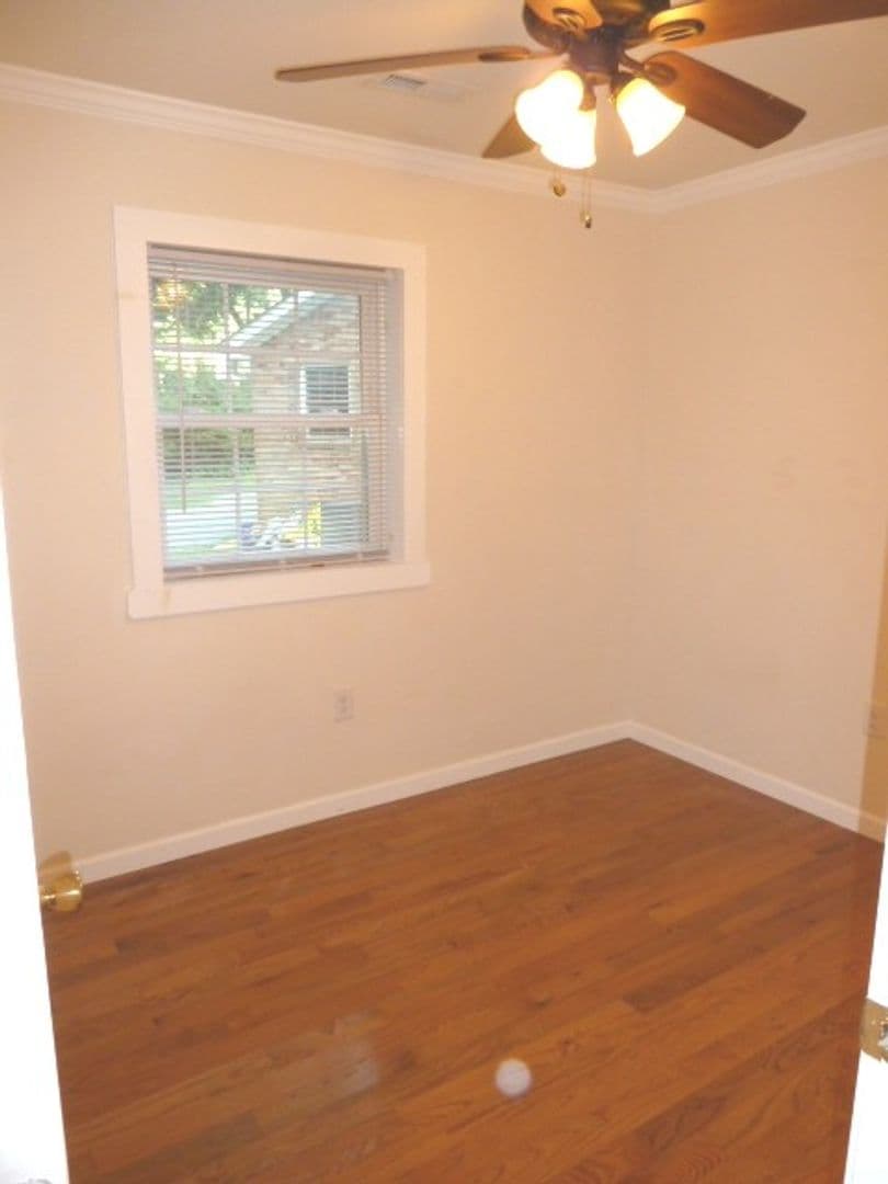 Chapel Hill House: 414 Whitaker St.
