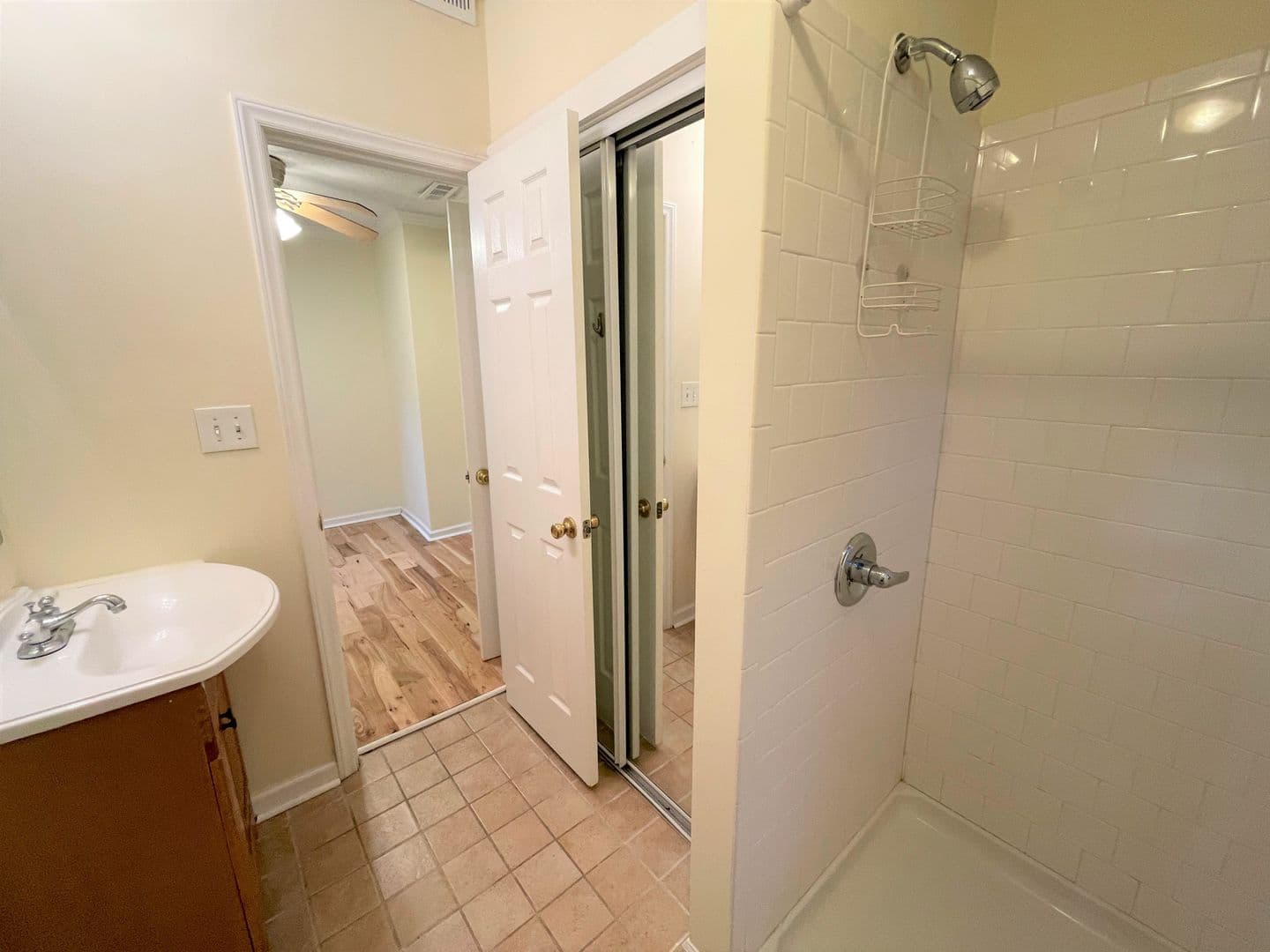 Chapel Hill House: 105 A Stephens St