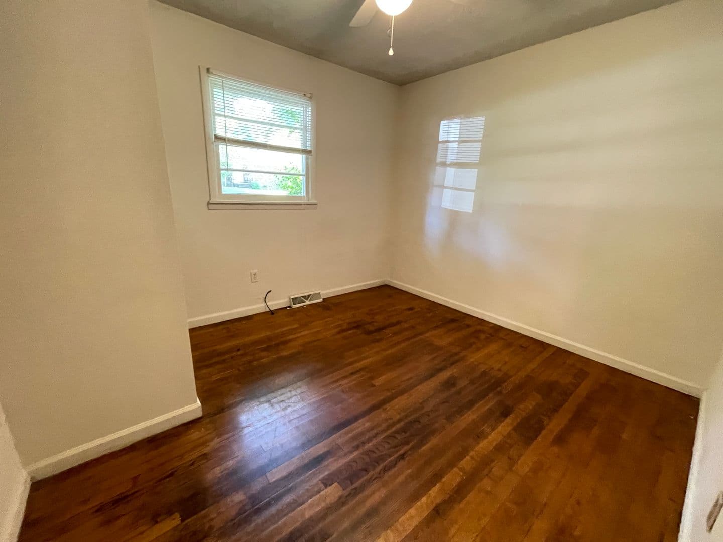 Chapel Hill House: 322 Brooks Street