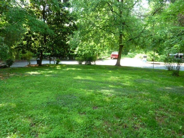 Chapel Hill House: 300 Chase Avenue
