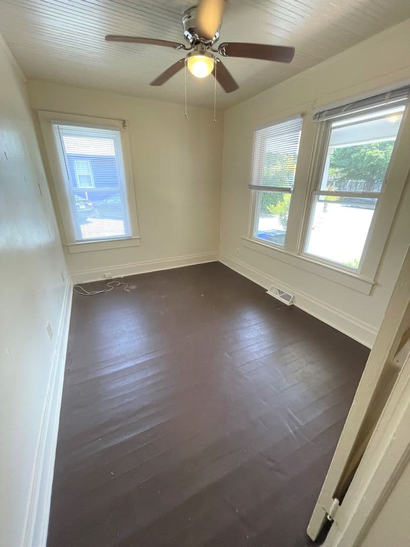 Chapel Hill House: 506A Cameron Avenue