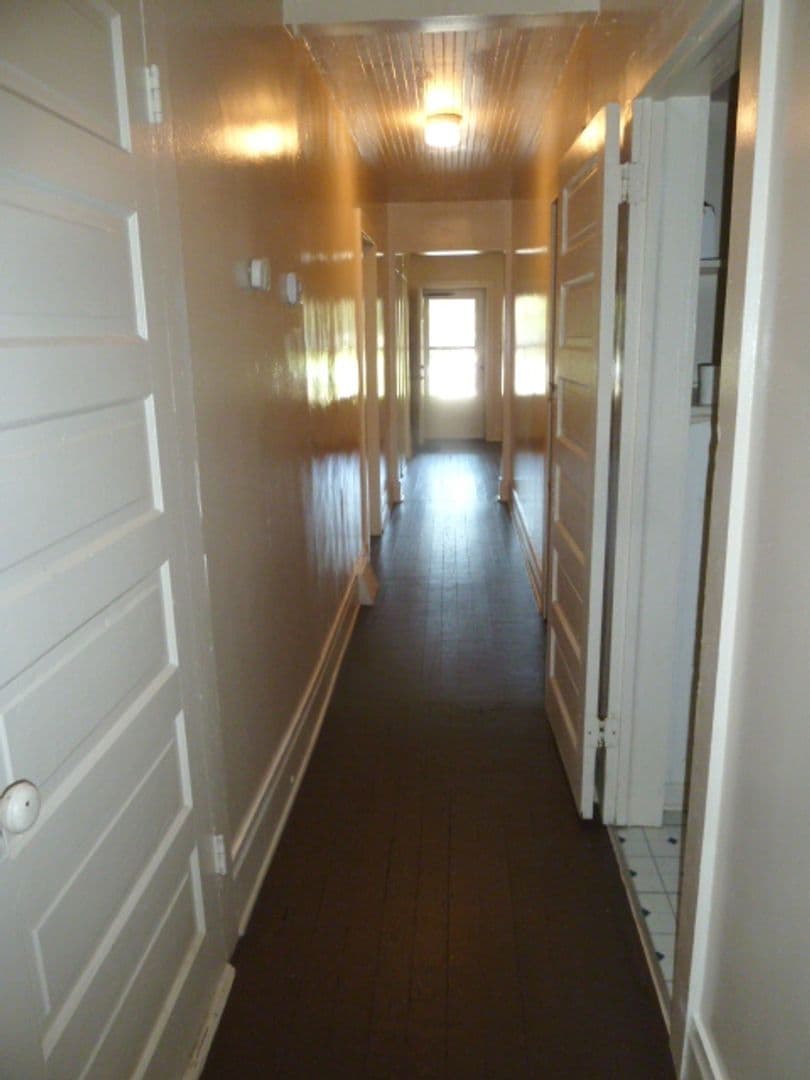 Chapel Hill House: 506A Cameron Avenue