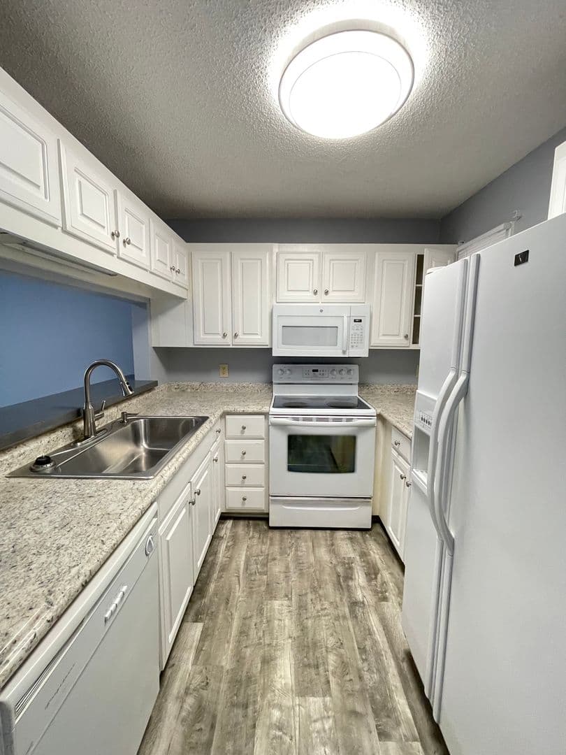 Chapel Hill Condo: 706 Martin Luther King Jr. Blvd. Unit G8