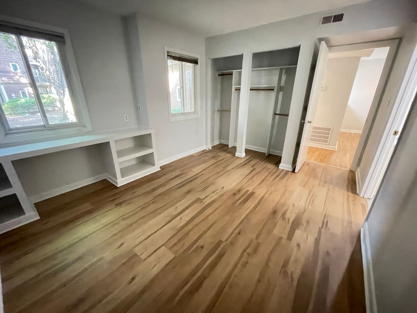 Chapel Hill House: 211 Church St. Unit A4