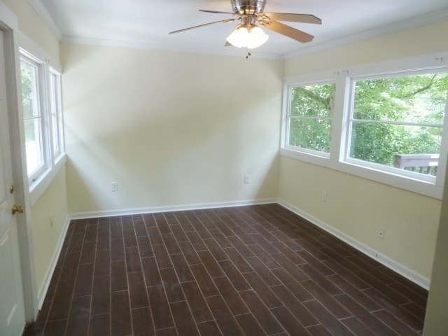 Chapel Hill House: 105 A Stephens St