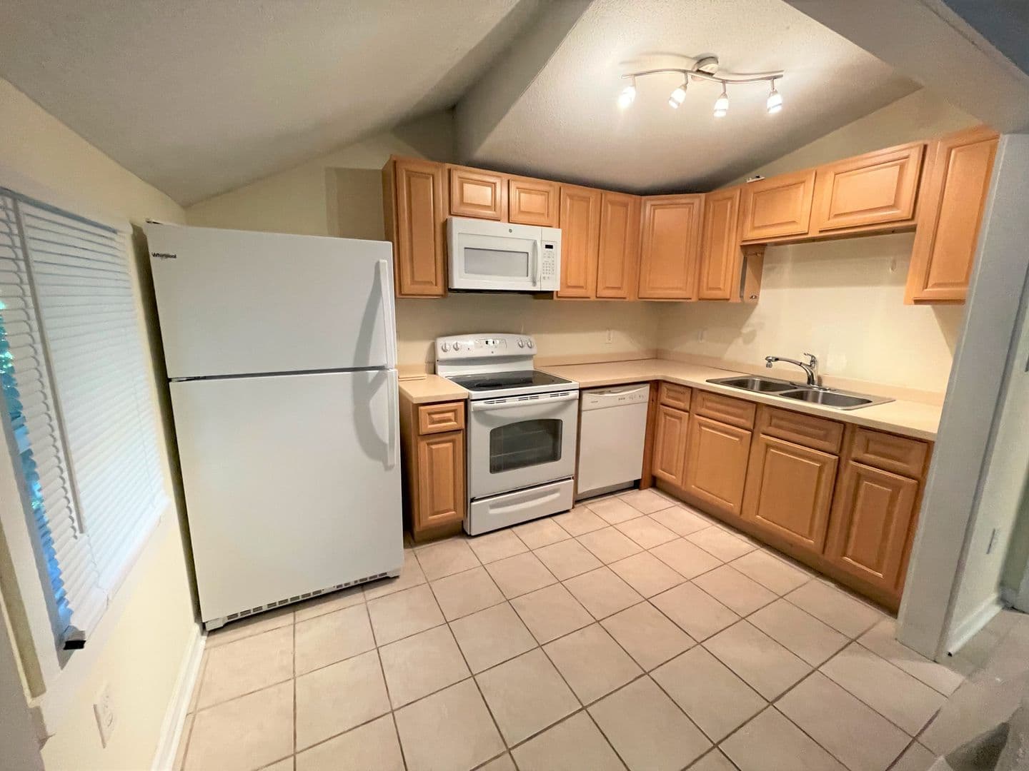 Chapel Hill House: 105 A Stephens St