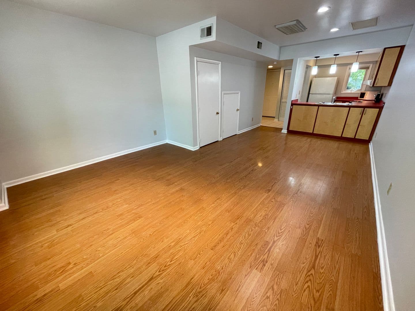 Chapel Hill Condo: 211 Church St. Unit D-9