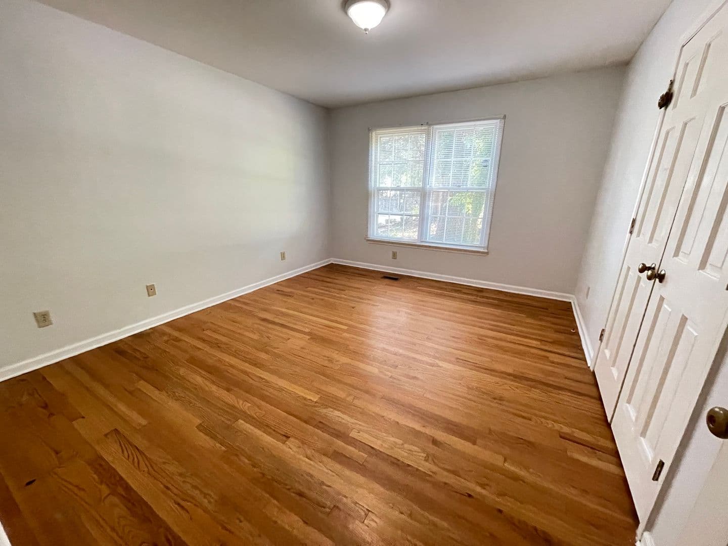 Chapel Hill House: 501 Church Street