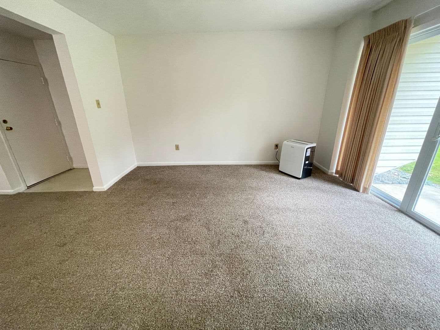 Chapel Hill Condo: 2 Holland Dr.